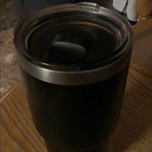 Meet your Posher, Charles